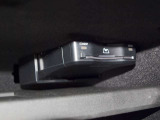 メルセデス専用車載器で純正ナビゲーション連動しております。