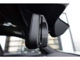自動防眩機能を備えたルームミラー。ETC車載器を搭載しておりスタイリッシュかつ機能性を兼ね備えております。まずは、お電話等でお気軽にお問い合わせくださいませ。 0078-6002-582225 BPS姫里へ