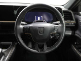 各操作スイッチなどもハンドルから手を放すことなく操作可能で安全運転に支援いたします!