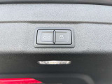 電動バックドア