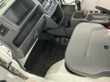 【現車確認及び来店納車のお願い】この対応は、メール等での車両状態のイメージの食い違いや、輸送中の傷でお客様にご迷惑をお掛けしない為の措置ですので、ご理解頂きますようお願い申し上げます。