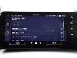 クルマの頭脳ともいえる、管理システム、iDrive。ナビだけではなく、オーディオ操作や車両情報の表示などをコントロールできます。便利さと安全性の向上にも繋がっています。