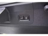 電動パワーゲートです。