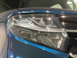 LEDヘッドライトは、点灯の瞬間から最大光量を発揮し、突然暗くなるトンネルなどでの安定感を高めます。