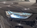 【LEDヘッドライト】明るい光量の強いLEDヘッドライトを装備します。夜間では、SQ5らしいデザインが際立ちます!!