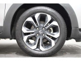 純正のアルミホイールが足元を飾ります!サイズは185/60R16 です。