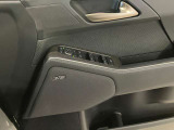 こちらの車両はメーカーオプションのマークレビンソンオーディオ装着車です