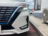 LEDヘッドライトで暗い夜道も明るく照らします。そのうえ省電力です。