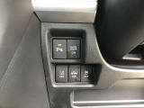 各種スイッチ類はこちらにレイアウトしています。