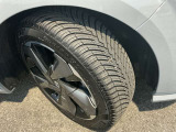ミシュラン・オールシーズンタイヤ。        205/50R17