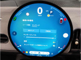 『運転』に対するBMWのこだわりはメーターパネルにも表れております。視野性の良いメーターパネルは疲労感の軽減と、運転の楽しさをもたらしてくれます。
