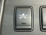 【エマージェンシーブレーキ】前方センサーで衝突の可能性が高いとシステムが判断すると自動的にブレーキを作動させることで衝突軽減をはかります。
