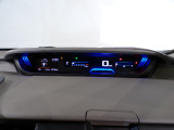 見やすいメーター回りで、運転に集中することができます!