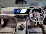 ☆センターパネルを運転席側に僅かに傾けたBMW独特のインパネ☆【駆け抜ける歓び】はここからもスタートしております☆
