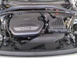 安心のBMW認定中古車は100項目の箇所を徹底的にチェック致します。機械的な箇所や電気系、コンピューターなどをご納車前に点検し、交換基準に達した部品は全て新品に修理返品した後にご納車致します。