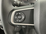 【オーディオリモコンスイッチ】ステアリング左に装備!運転中、視線をそらさずに選曲・ボリューム調整が可能に!