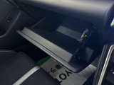 置き場所に困るティッシュボックスも入りそうですね。