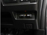 ETC!料金所も止まる事無くスイスイです!窓を開ける必要も無いので雨や花粉、排気ガスの浸入もありません!今や必需品ですネ!
