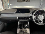 広々とした視界で運転も快適。勿論、安心、安全なSRSエアバックシステム運転席&助手席付