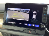 バックカメラも装備しております。車庫入れの苦手なお客様も安心!重宝してくれます!