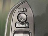 電動格納ミラー ボタン一つでドアミラーを収納できますよ!