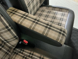 豊富に在庫を取り揃えています!軽自動車からミニバン、セダン、SUV、話題のハイブリッド車など続々入荷しております!