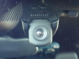 ◆【ドライブレコーダー】映像・音声などを記録する自動車用の装置です。もしもの事故の際の記録はもちろん、旅行の際の思い出としてドライブの映像を楽しむことができます。