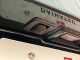 【バックカメラ】 駐車時に車両後方の様子を見ることができるので、運転の不安を軽くします。