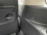 USBケーブル挿して携帯電話の充電できます