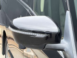 ウィンカードアミラー☆ライトの点滅で対向車、歩行者などに曲がることを知らせることができるので安心・安全につながりますね♪
