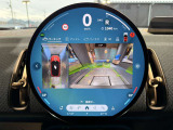 バックカメラ&PDC(センサー)を装備車!障害物が近づくと電子音で障害物までの距離を知らせてくれます。運転に不慣れな方もご安心下さい!