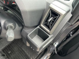 フォグランプ装備!視界の悪い日の運転をサポートします。