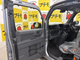 なんでもお問合せください。車両の状態を詳しくお伝えします。