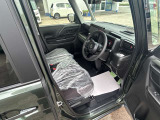 ◇運転席◇座り心地が良いシートなので長時間の運転でも快適にお過ごしいただけます!