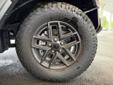 納車前には、車検整備法定点検整備を実施しております。また、状態が悪い部品は、きちんと交換した上で納車いたします