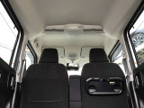 天井も綺麗です☆私は中古車を見るときに天井を良く見るようにしています☆ここが綺麗な車は車内が綺麗なことが多いです☆