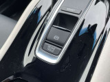 電動パーキングブレーキとオートホールド機能が装備されております。