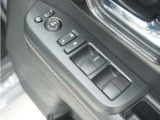 ◆パワーウィンドウスイッチ◆運転席から全席の窓の開閉操作を行うことが出来いつでも換気ができます!