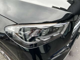 2階ショールームにはキッズスペースを完備しておりますので、お子様から目を離す事なくゆっくりと商談を進められます。是非ご家族皆さまでご来店下さいませ。メルセデス・ベンツの塗り絵などのおまけもあるかも?!