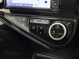 オートエアコンで車内はいつでも快適!