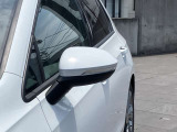 内外装のリフレッシュ:&rdquo;Das WeltAuto&rdquo;独自の項目チェックリストに基づき、入念に車両チェックとクリーニングを実施。美しく高品質な車をご提供します。