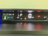 ひと目でわかるデジタルメーター!走行距離もご確認ください!