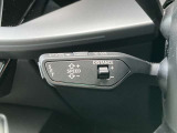 アダプティブクルーズコントロール装備 設定した速度で前方車両に追いつくと、安全な車間距離を自動で調整して前方車両を追従します。長距離ドライブでの疲労を軽減する大変重宝する機能です。