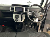 運転のしやすさを最優先に設計された見晴らしの良いデザインです。車両間隔が掴みやすく狭い道でも安心!