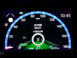 ディスプレイには運転に必要な様々な情報を表示します。