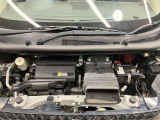 エンジンルームもクリーニング済みできれいですよ。日産の整備士がしっかりと丁寧に点検していますので安心してお乗りいただけます
