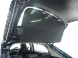 ◆トノカバー装備◆荷室を覆い保護してくれるカバーを装備!。プライバシー保護にも役立ちます。