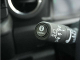 ボタン操作でビューを表示させることが可能!発進時の安全確認ができて便利!