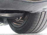 気になる中古車の下廻り。もちろん、納車時には整備スタッフによる点検を実施致しますので安心してご購入いただけます。