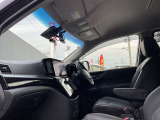広々とした視界を体感できます。運転が楽しくなりますね。